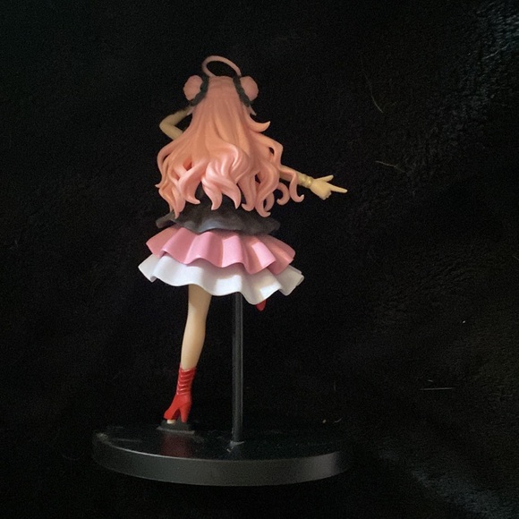 anime figure. - Picture 2 of 2